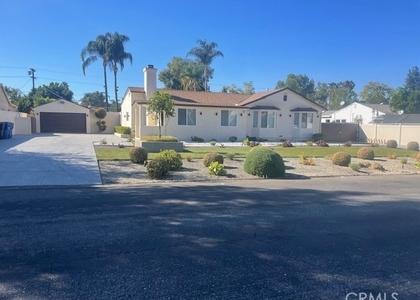 5835 Topeka Drive - Photo 1
