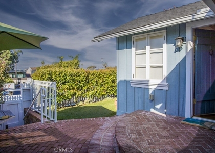 1086 Glenneyre Street - Photo 1