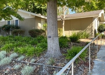 546 Via Estrada - Photo 1
