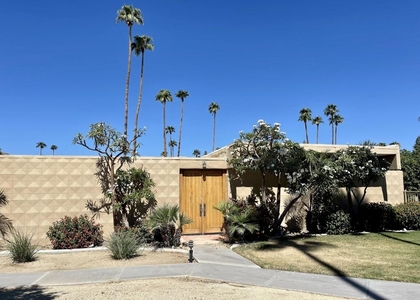 715 Sandpiper Street - Photo 1
