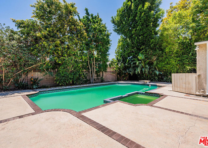 5504 Tyrone Avenue - Photo 1