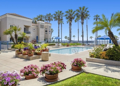 400 N Pacific Street - Photo 1