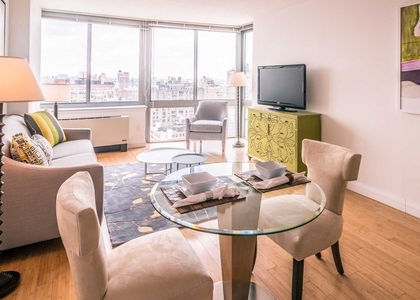 800 Sixth Avenue - Photo 1