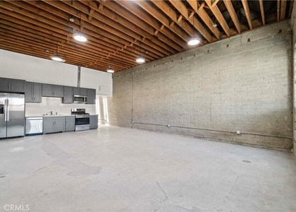 1901 S Pacific Avenue - Photo 1
