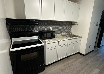 1660 Main Street - Photo 1