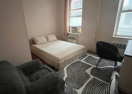 31 East 30th Street - Photo 1