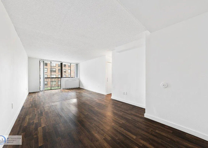 31st and lexington - Photo 1
