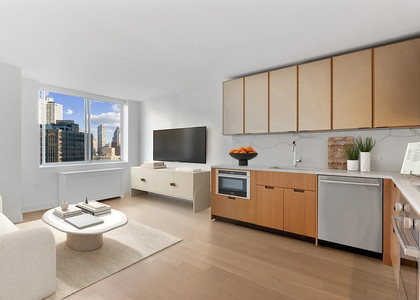 East 54th Street - Photo 1