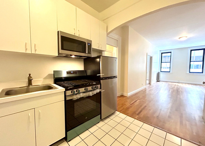 56th & 6th Ave - Photo 1
