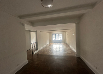 137 East 38th Street - Photo 1