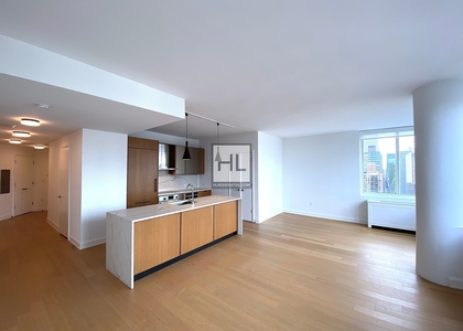 East 54 Street - Photo 1