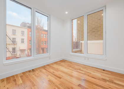 33 Franklin Street - Photo 1