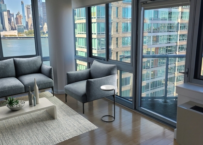 Center Boulevard - Photo 1