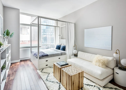 West 28th, Chelsea - Photo 1