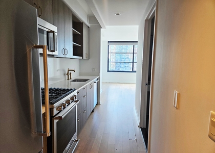 W 38th Street, Hudson Yards - Photo 1