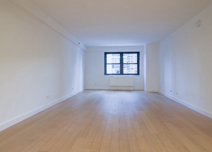 222 East 39th Street - Photo 1