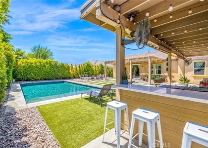 74079 Kingston Court W - Photo 1