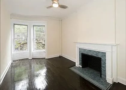 21 West 87 street - Photo 1