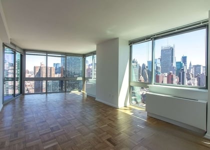 West 37th Street - Photo 1