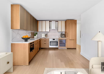 East 54 Street - Photo 1