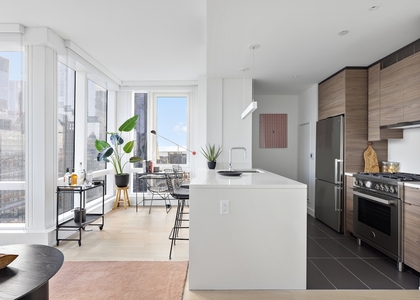 West 38th - Photo 1