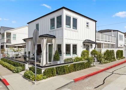 300 Coral Avenue - Photo 1