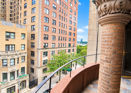 West 76th Street - Photo 1