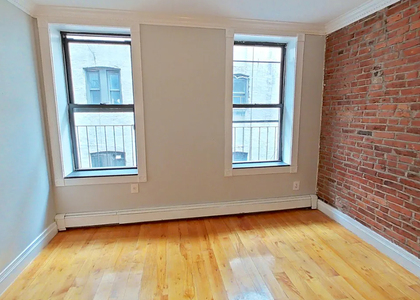 Avenue B - Photo 1
