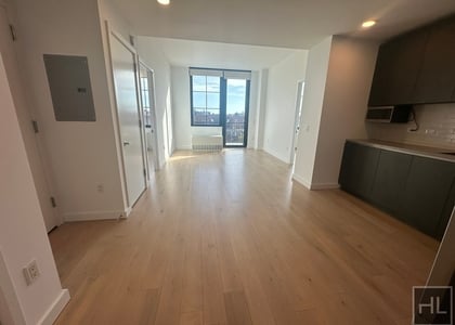 Northern Boulevard - Photo 1