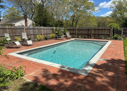 21 Summit Boulevard - Photo 1