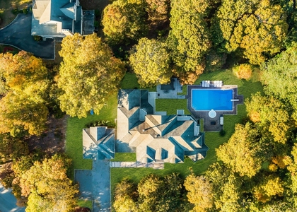 10 Bay Woods Drive - Photo 1