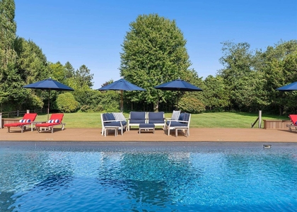 43 Robin Drive - Photo 1