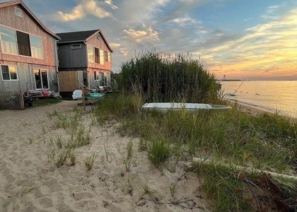 49 E Bayview Walk - Photo 1