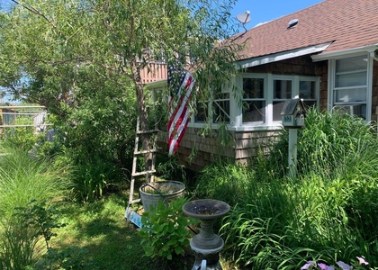 120 Bungalow Walk - Photo 1