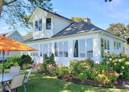 15 Downs Boulevard - Photo 1