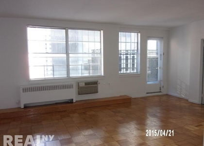 East 39th Street - Photo 1