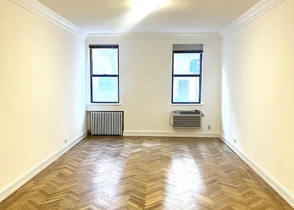 1680 York Avenue - Photo 1