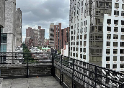 East 89th Street - Photo 1
