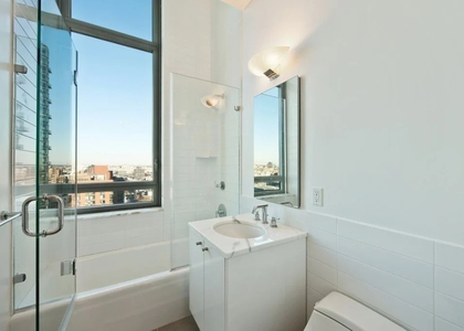 Center Boulevard - Photo 1