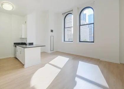 Broadway Street  - Photo 1