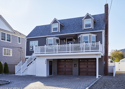 304 Arnold Avenue - Photo 1