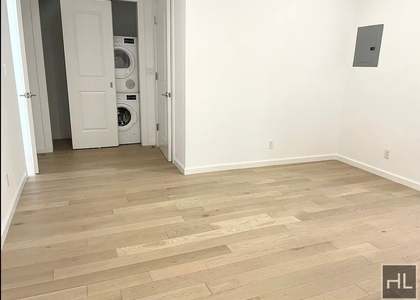 East 48th Street - Photo 1