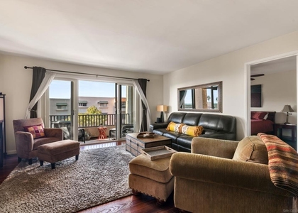 2530 Clairemont Drive - Photo 1