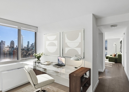10th Avenue - Photo 1