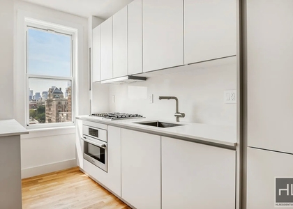 East 21st Street - Photo 1