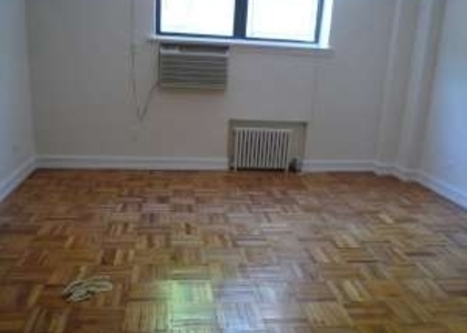 West 16th Street - Photo 1