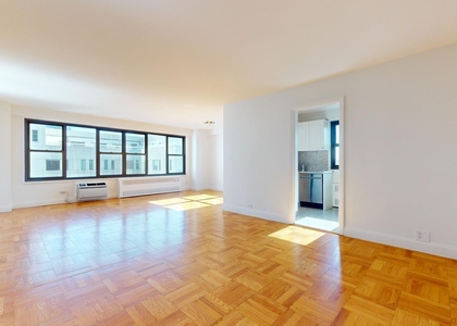 Fourth Avenue - Photo 1