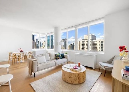 East 54th Street  - Photo 1