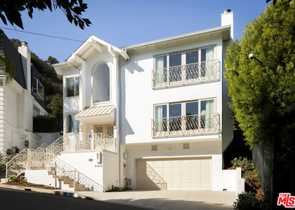 9809 Beeson Drive - Photo 1