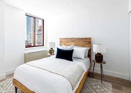 West 34th Street - Photo 1